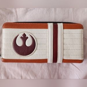 Disney Loungefly Star Wars Rebel Zip Wallet